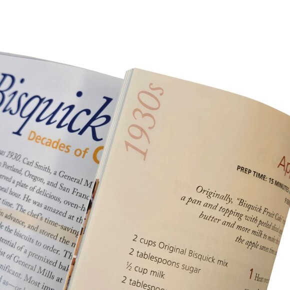 Betty Crocker Ultimate Bisquick Cookbook Exclusive Deluxe Edition Hardcover 2009 - Picture 15 of 16